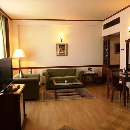 Hotel President Jalandhar Extérieur photo
