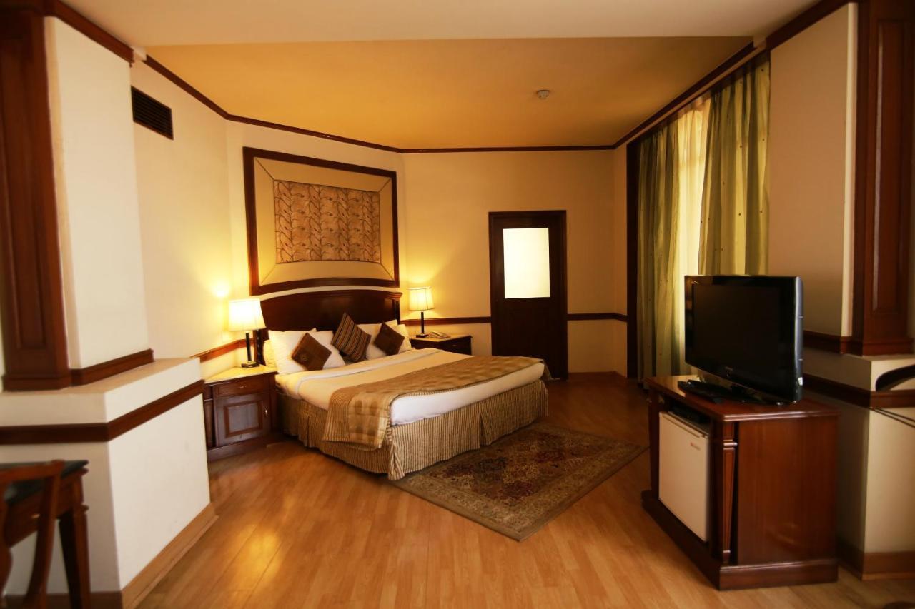 Hotel President Jalandhar Extérieur photo