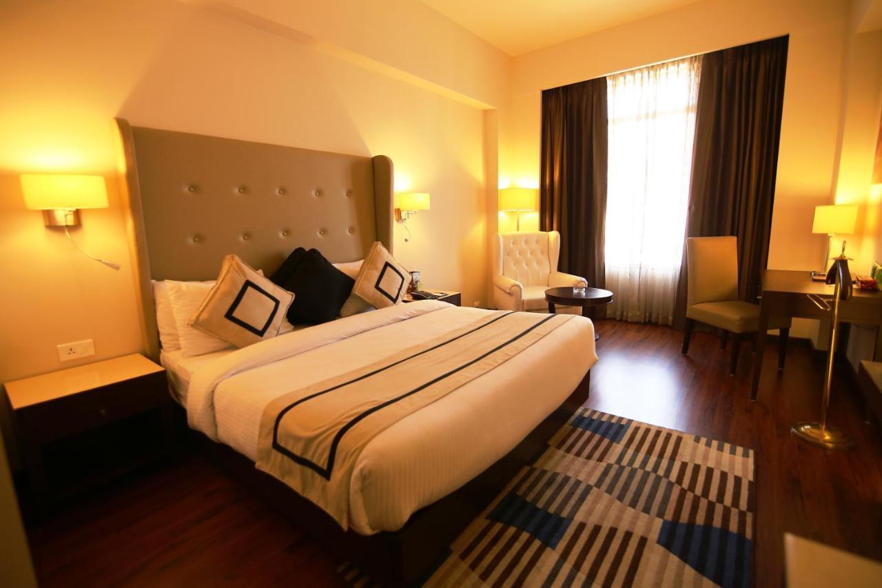 Hotel President Jalandhar Extérieur photo